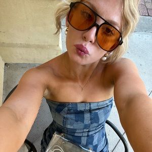 Meet your Posher, Camryn